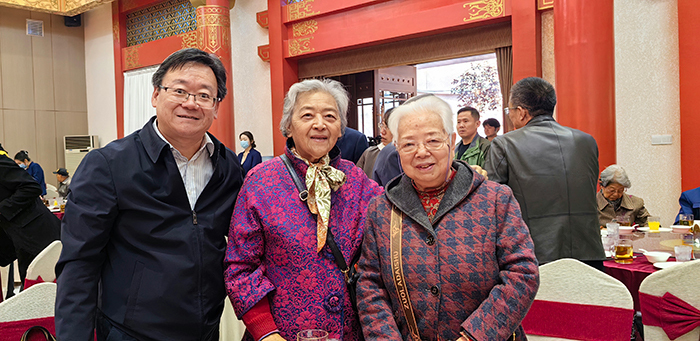 重阳敬老情，慰问传心声——地环...